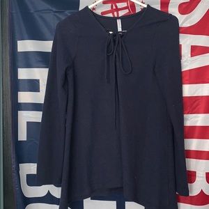 women’s navy sweater